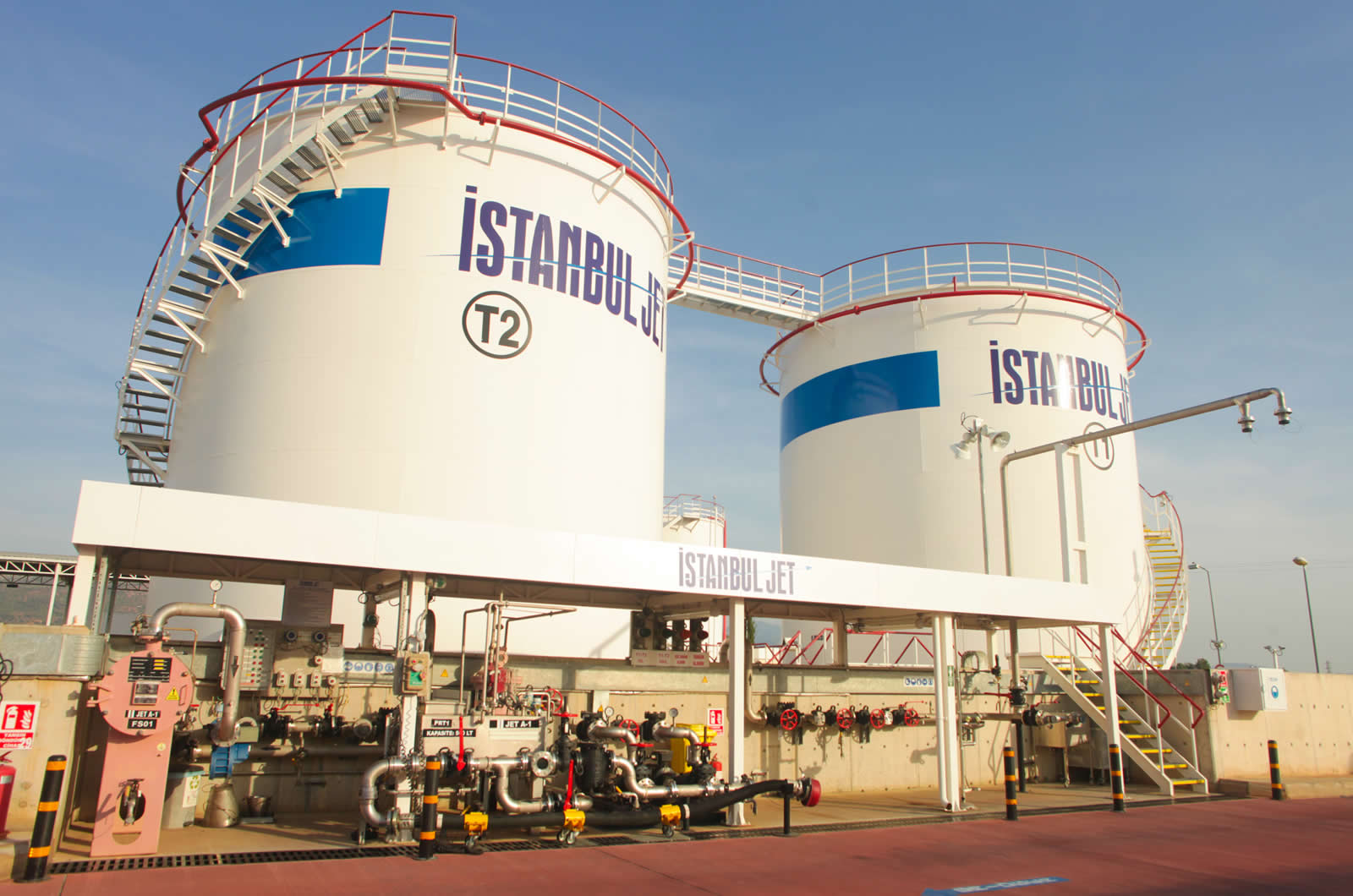 2-panel Istanbul Jet Logo-branded Propane Fuel Depot 1600 x 1060